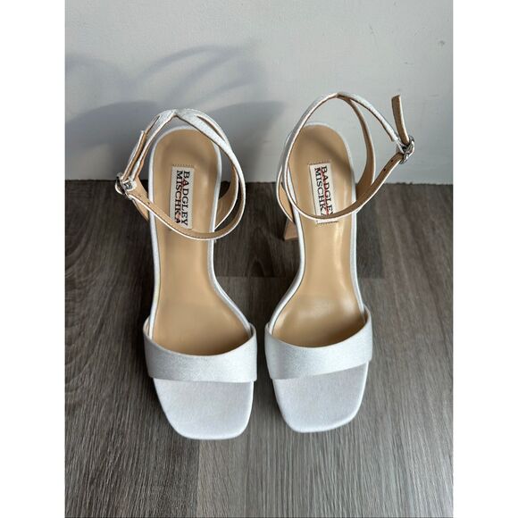Badgley Mischka Caia 125MM Satin Platform Sandals in White Crepe US 8 $245 - Picture 5 of 10